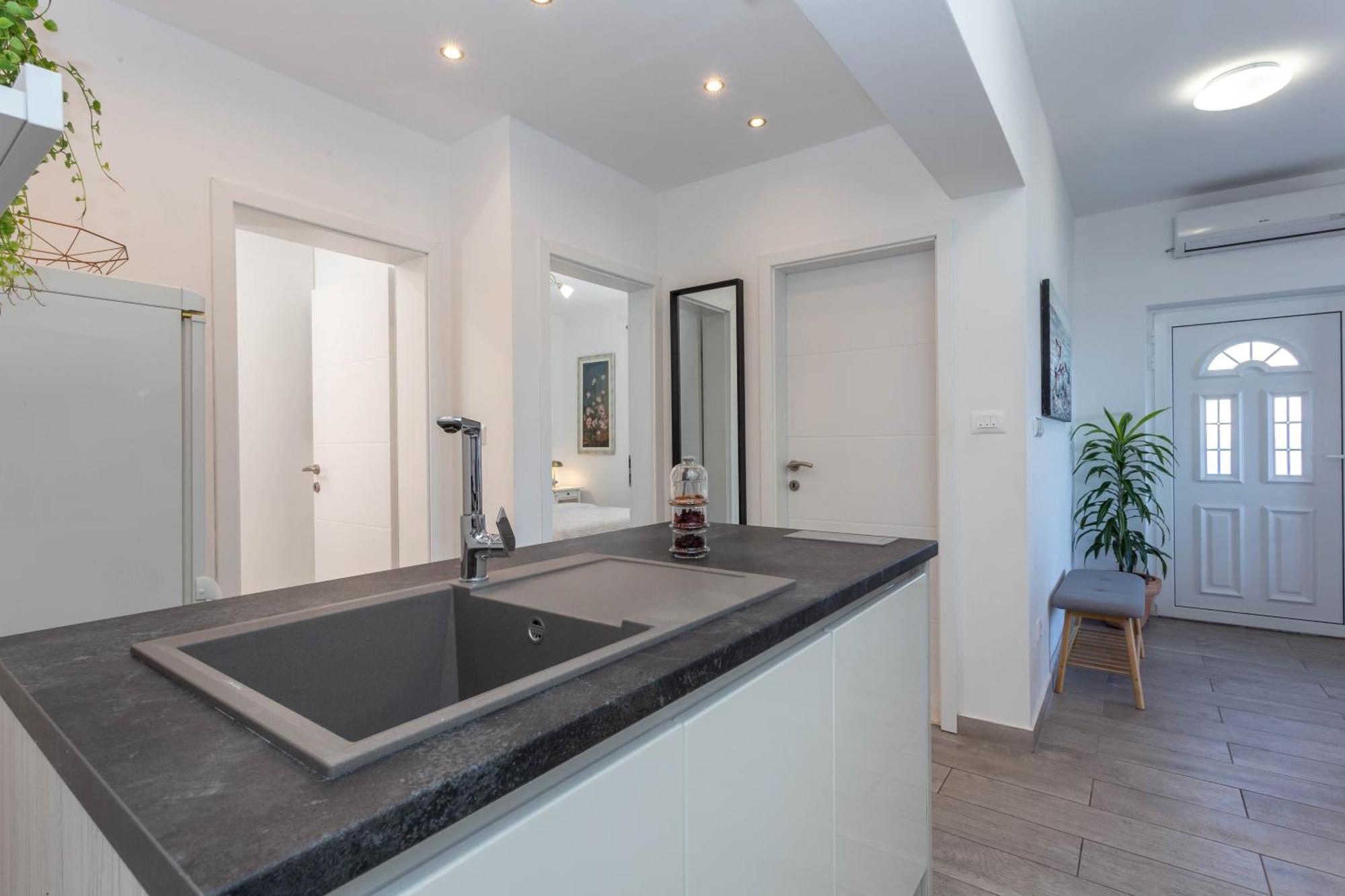 Hvar Pavicic View Apartment